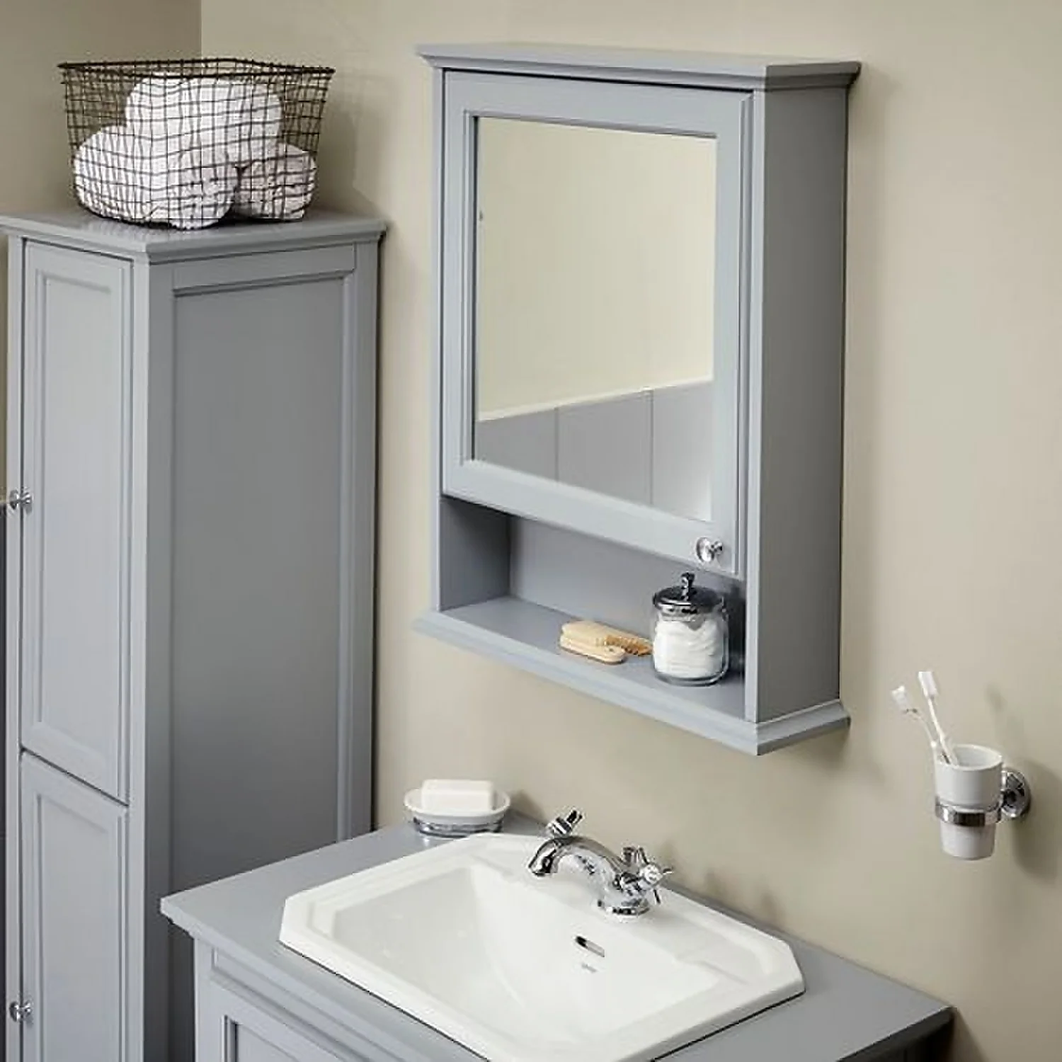 Bathstore Savoy Mirror Wall Cabinet - Gun Metal Grey 4 Bathstore Savoy Mirror Wall Cabinet - Gun Metal Grey - Image 2