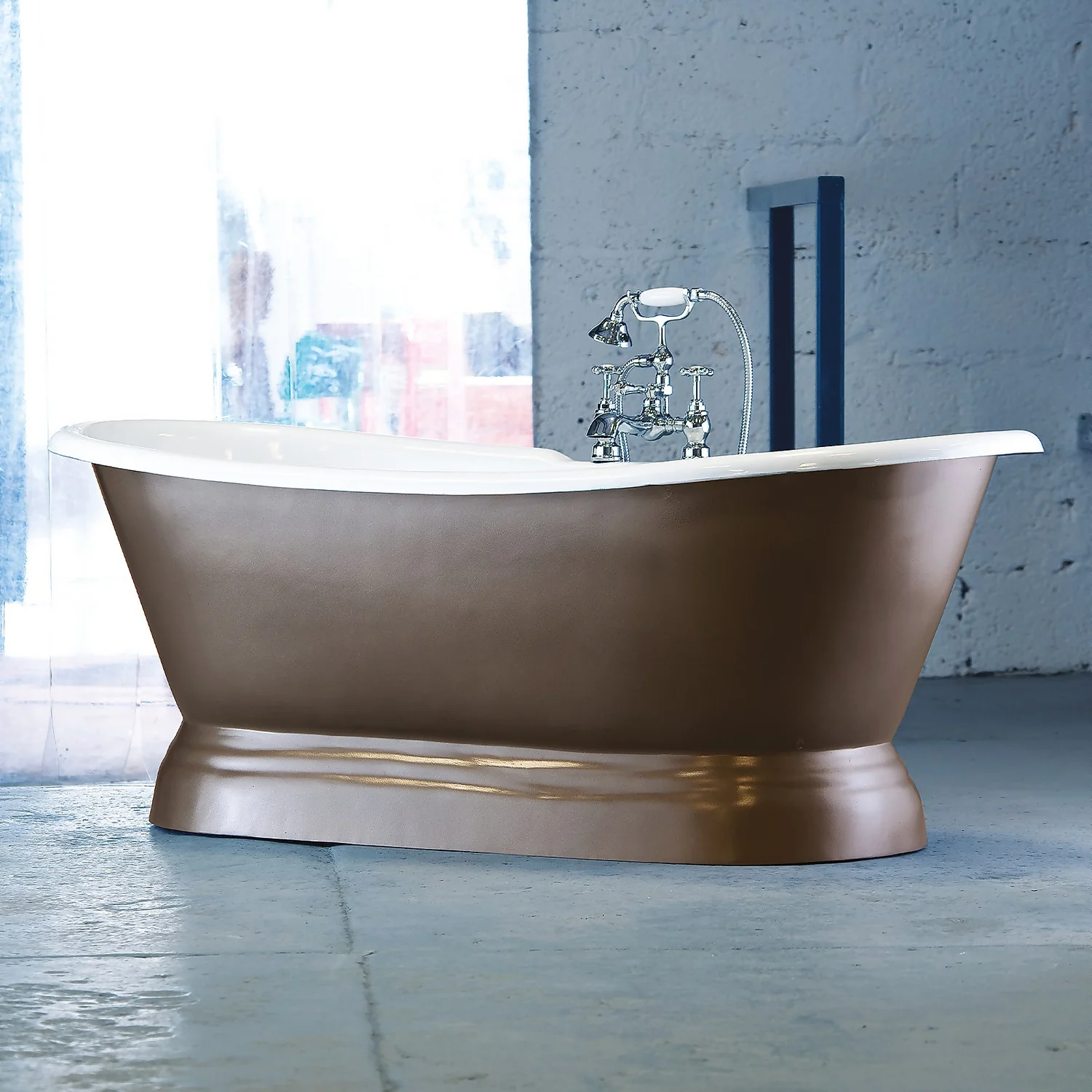 Bathstore Versailles Cast Iron Bath 1800 X 780mm With No Tap Holes 4 Bathstore Versailles Cast Iron Bath 1800 X 780mm With No Tap Holes - Image 2