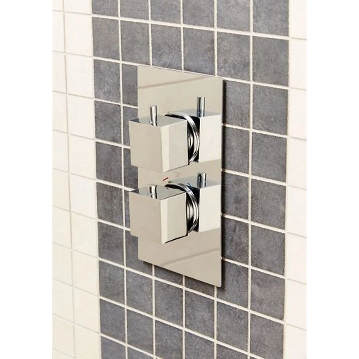 Bathstore Square Thermostatic Shower Valve - 1 Outlet 4 Bathstore Square Thermostatic Shower Valve - 1 Outlet - Image 2
