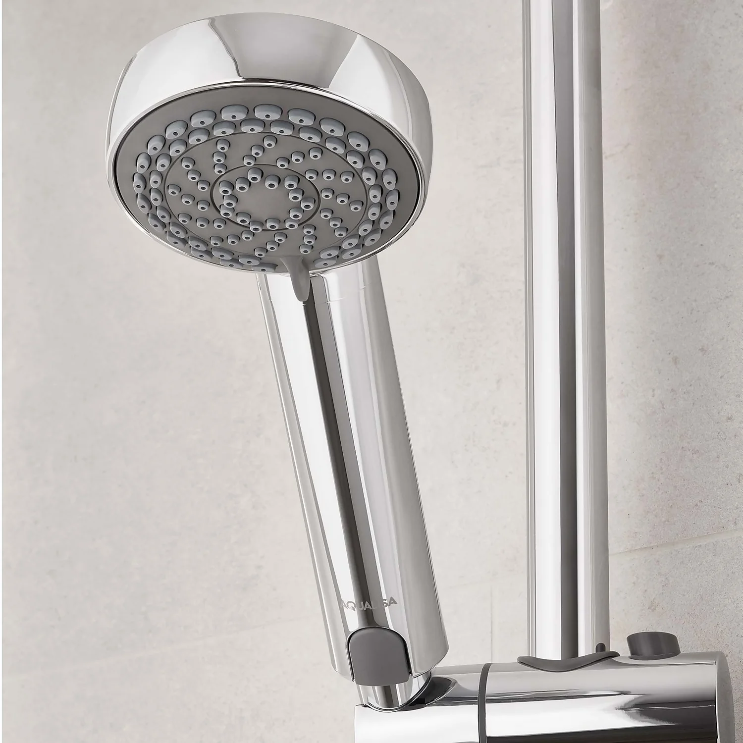 Aqualisa Quartz Blue Digital Shower & Bathfill Kit For Pumped Boilers 6 Aqualisa Quartz Blue Digital Shower & Bathfill Kit For Pumped Boilers - Image 4