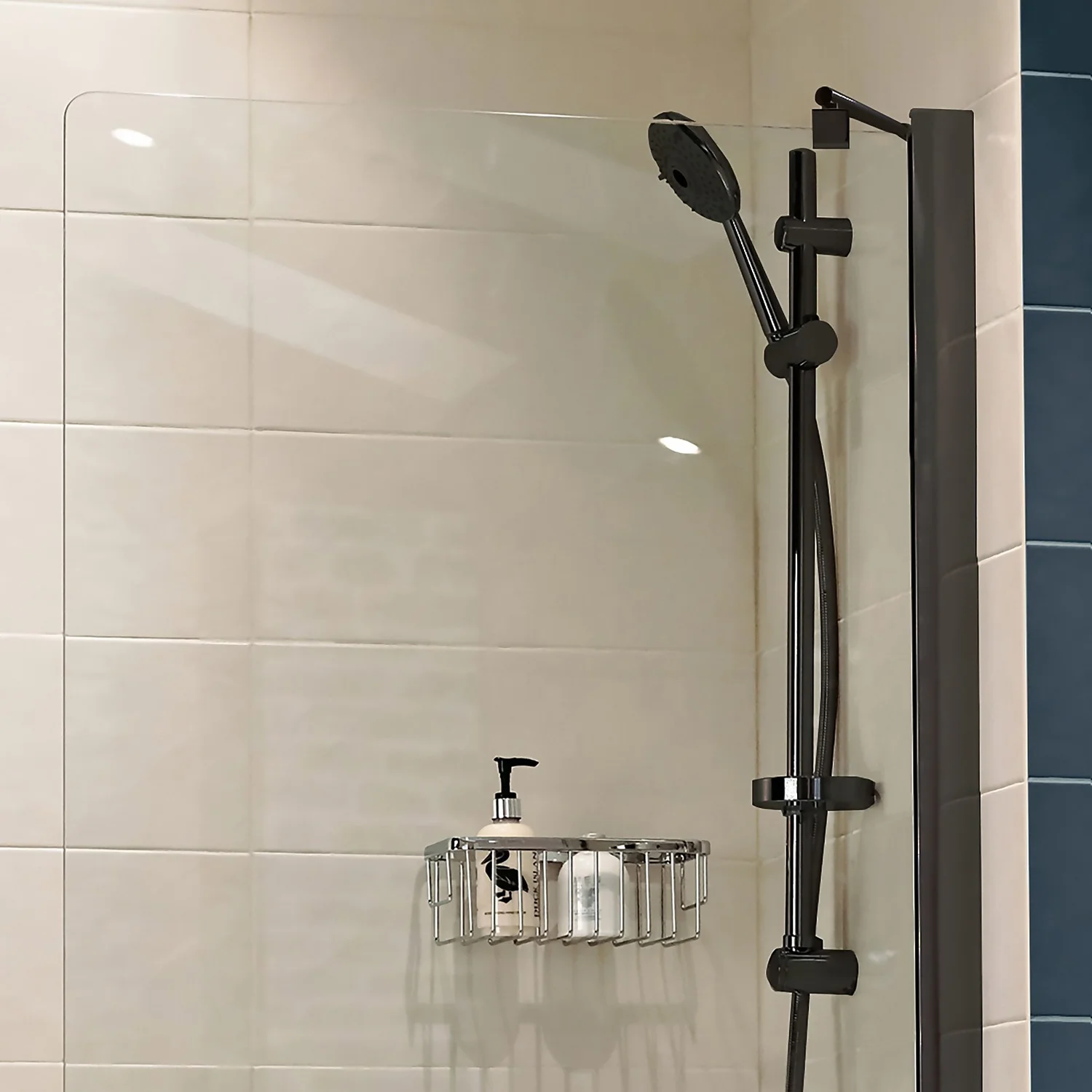 Bathstore Noir Fixed Bath Screen Black 6 Bathstore Noir Fixed Bath Screen Black - Image 4