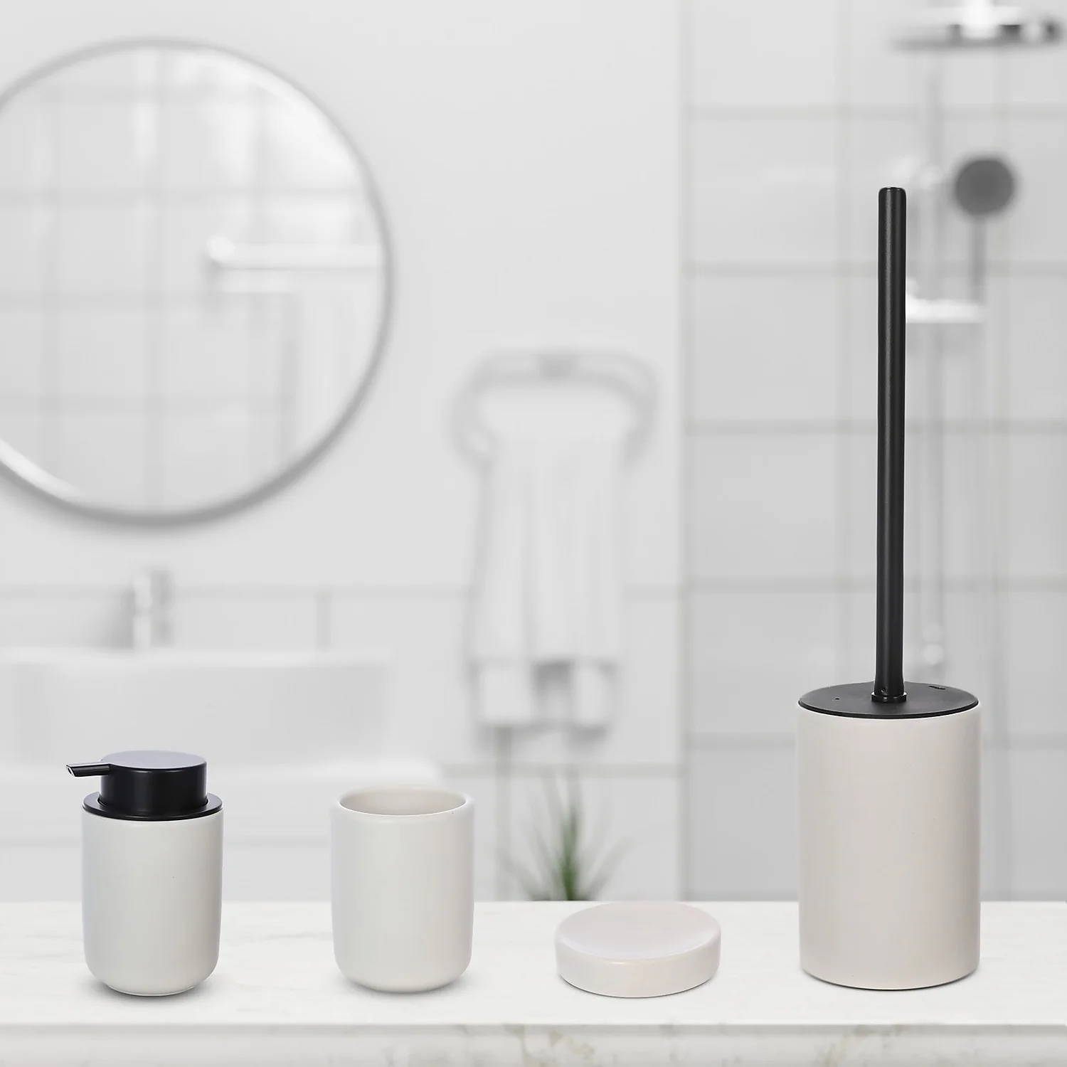 Ceramic Toothbrush Holder - Monochrome 5 Ceramic Toothbrush Holder - Monochrome - Image 3